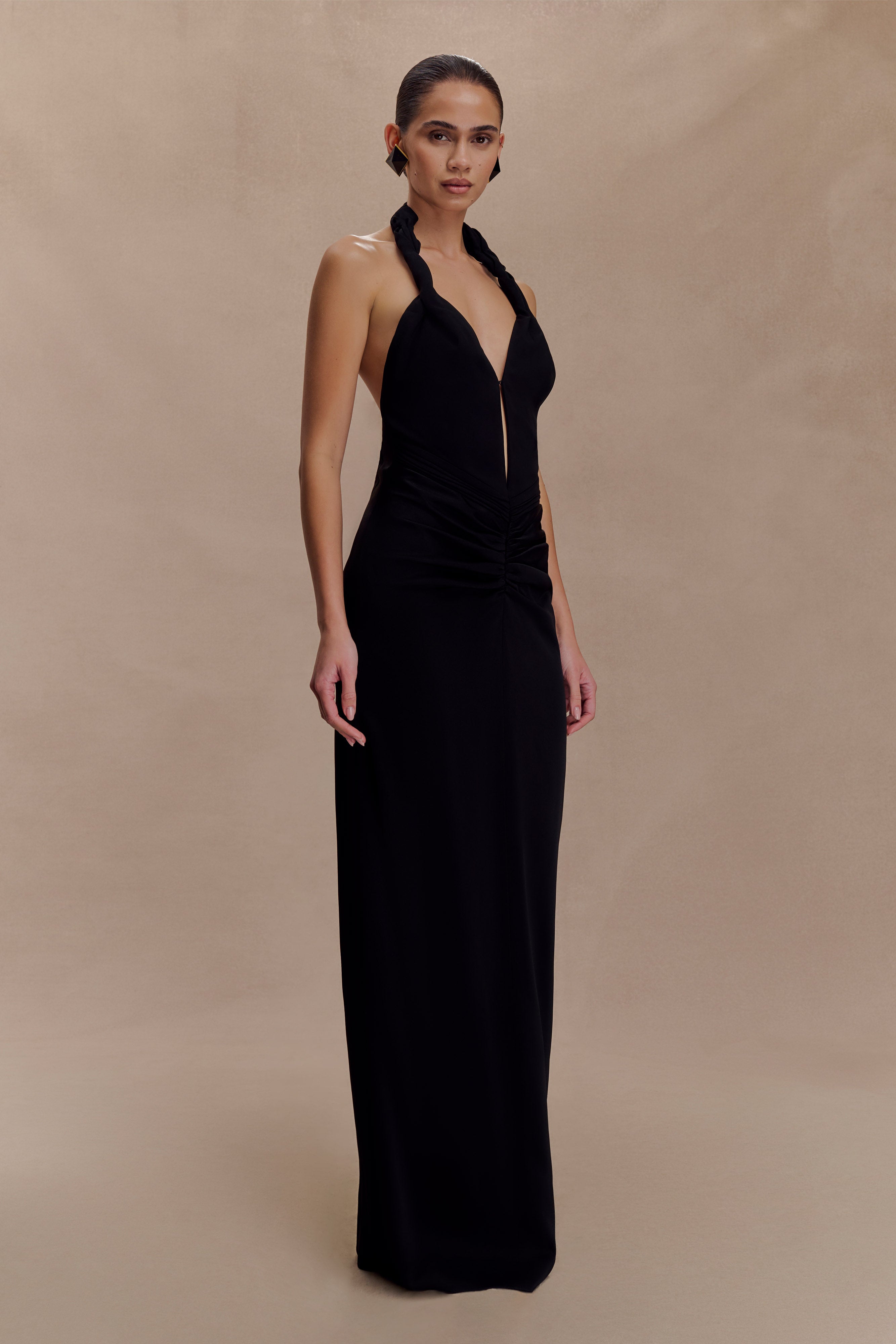 Vivianne Low Neck Maxi Dress - Black