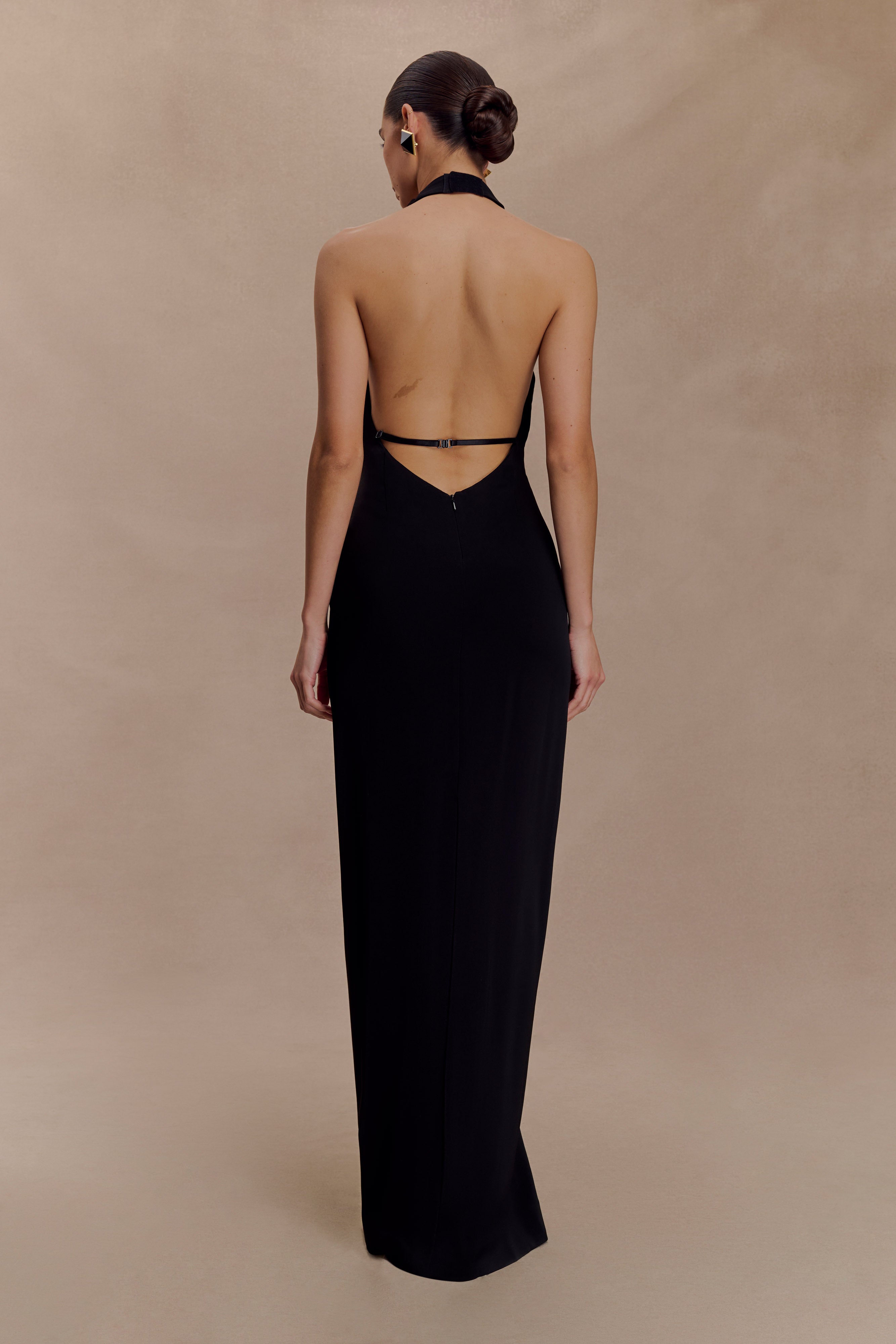 Vivianne Low Neck Maxi Dress - Black